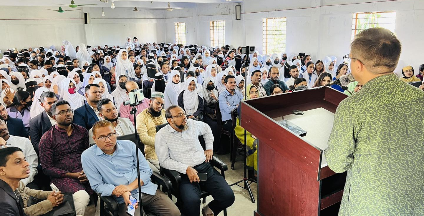 তরুণ প্রজন্মকে দক্ষ জনশক্তিকে রূপান্তর করা খন্দকার মুক্তাদিরের স্বপ্ন