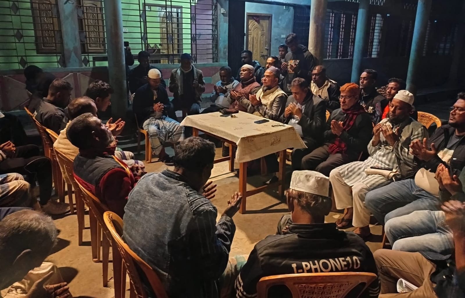 সাবেক প্রধানমন্ত্রী বেগম জিয়ার রোগমুক্তি দোয়া মাহফিল