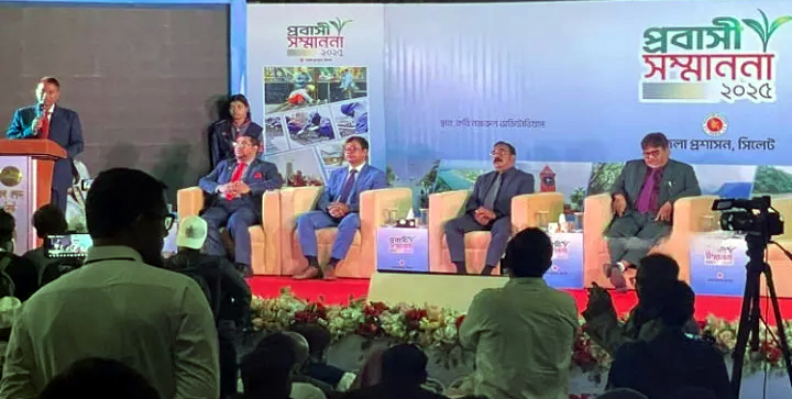 ডিসি সারওয়ার আলমের মেয়াদ বাড়ানোর দাবি প্রবাসীদের