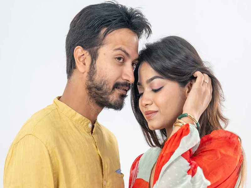 ঈদে আসছে ইয়াশ-পারসা জুটির ‘একসাথে আলাদা’