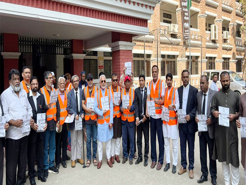খন্দকার মুক্তাদিরের প্রচারণায় সিভিক্স ভয়েজ ধানের শীষের বিজয়ের মধ্য দিয়ে জনগণের প্রত্যাশার প্রতিফল গঠবে : পাশা খন্দকার