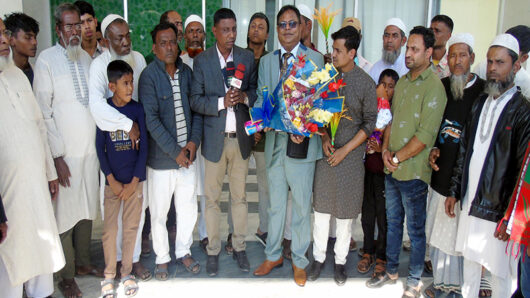 বিশ্বনাথ বিএনপি নেতা খছরুজ্জামান খছরুকে বিমানবন্দরে সংবর্ধনা প্রদান