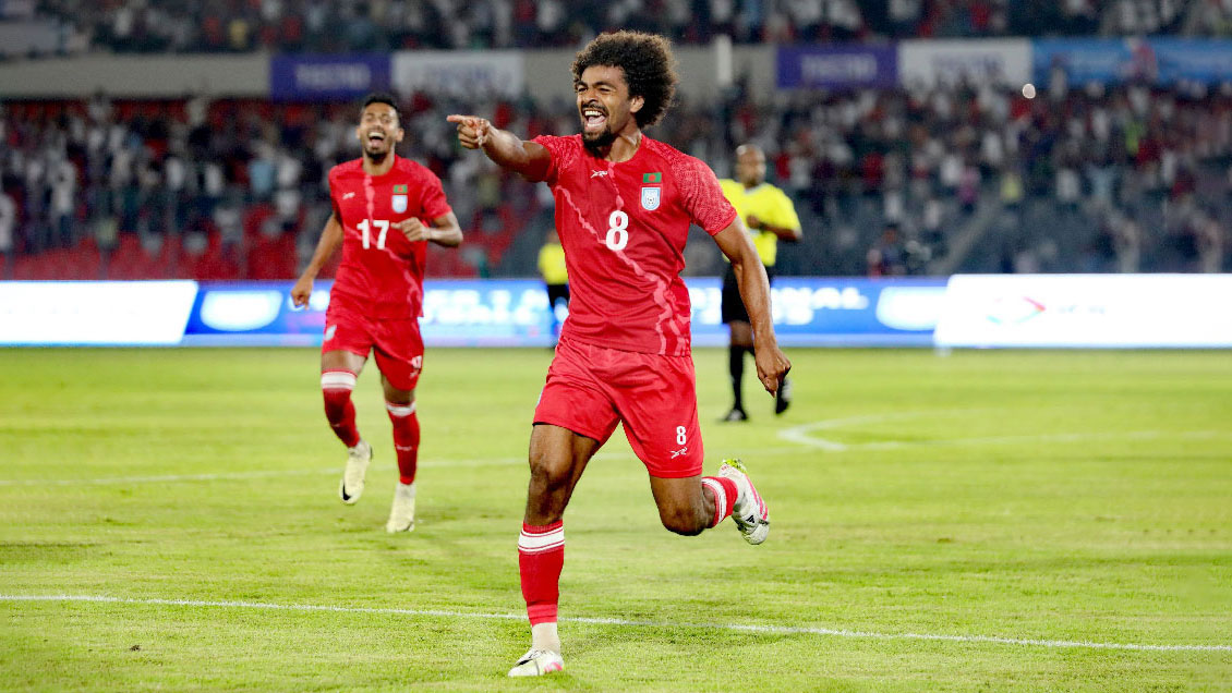 সিলেটে নয়, হামজারা খেলবেন ভিয়েতনামে