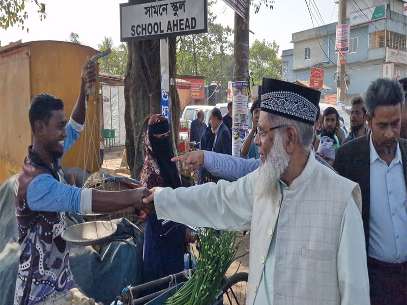 শাহপরান গেইটে দাঁড়িপাল্লার সমর্থনে গণসংযোগ সাম্য ও ন্যায়ের প্রতীক দাঁড়িপাল্লা বিজয়ী হলে সিলেটে কাঙ্খিত উন্নয়ন হবে: মাওলানা হাবিবুর রহমান