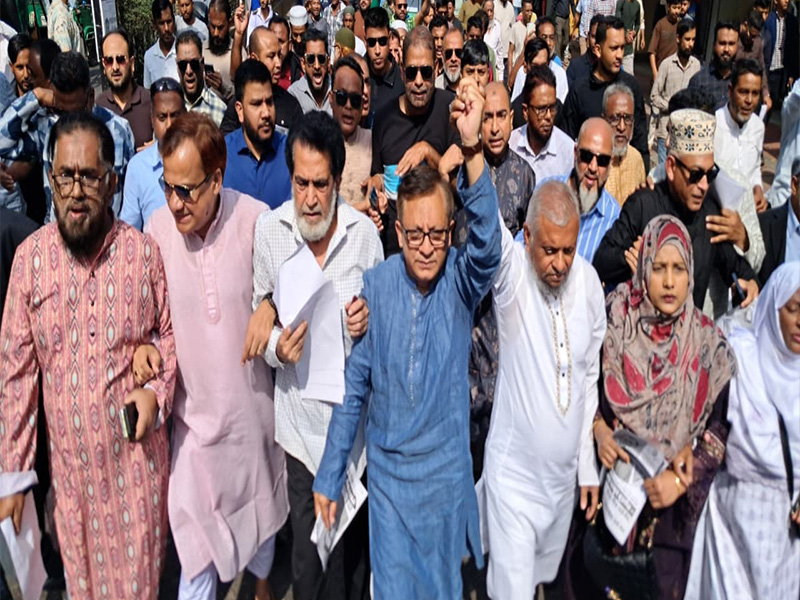 খন্দকার মুক্তাদিরের পক্ষে আরিফসহ সাবেক জনপ্রতিনিধিদের গণসংযোগ