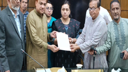 ওসি মোবাশ্বিরের পক্ষে সাফাই গাইলেন জামায়াত নেতারা