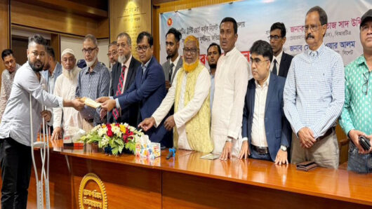 অদক্ষ চালক ও অসচেতনতাই সড়ক দুর্ঘটনার মূল কারণ: বিআরটিএ চেয়ারম্যান