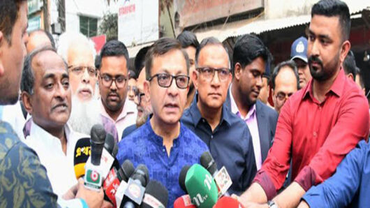 বাজারদরের বেশি নিলে ছাড় নেই: বাণিজ্যমন্ত্রী মুক্তাদির