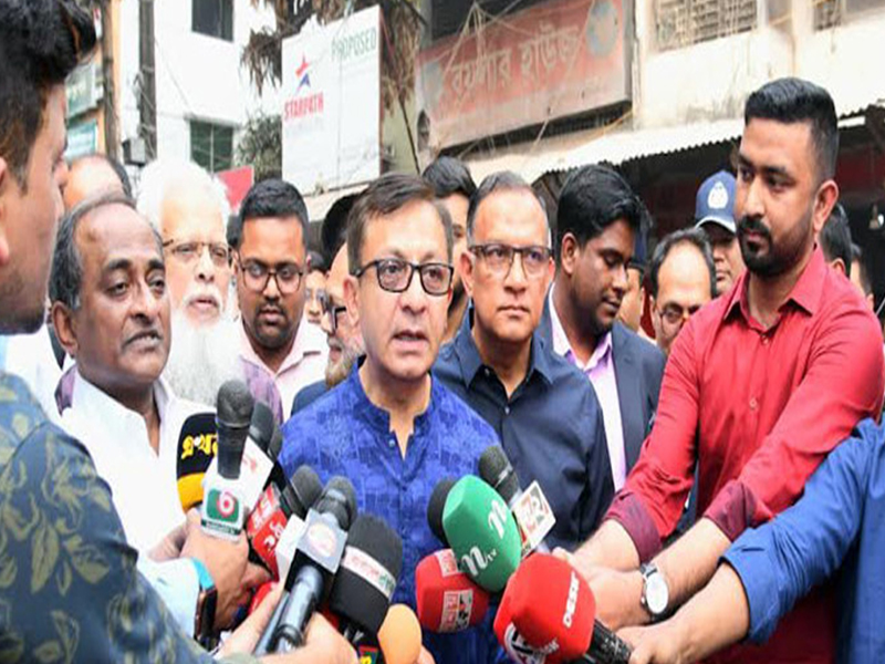 বাজারদরের বেশি নিলে ছাড় নেই: বাণিজ্যমন্ত্রী মুক্তাদির