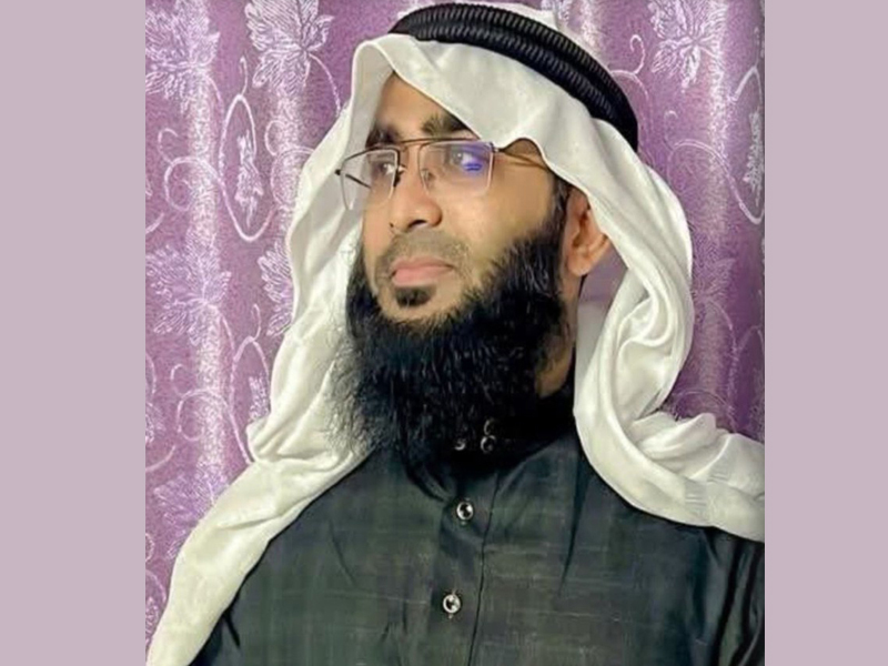 সিলেটে খতীবকে অব্যাহতির ঘটনায় তোলপাড়