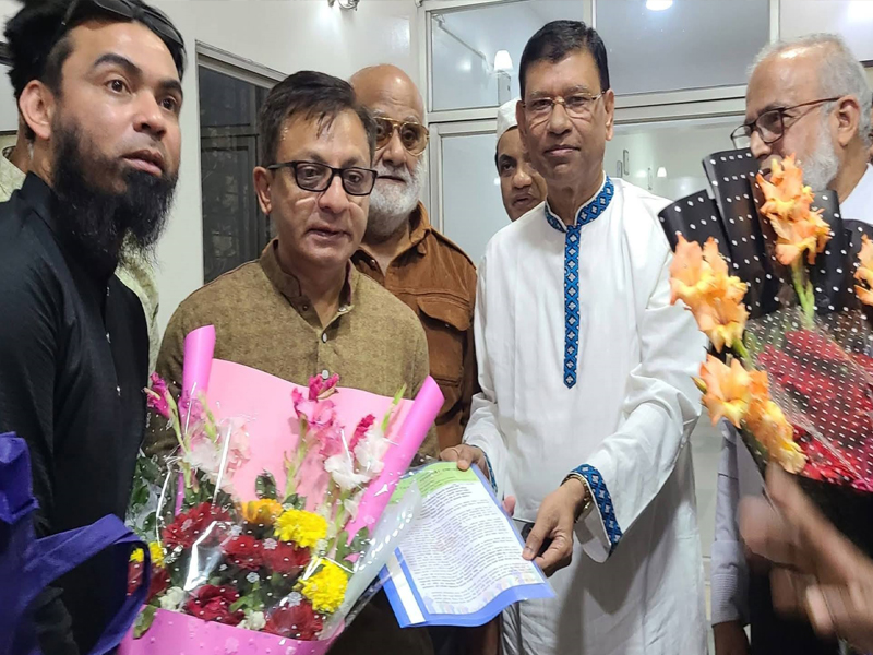 মন্ত্রী মুক্তাদিরের কাছে সিলেট বিভাগ গণদাবী ফোরামের স্মারকলিপি প্রদান
