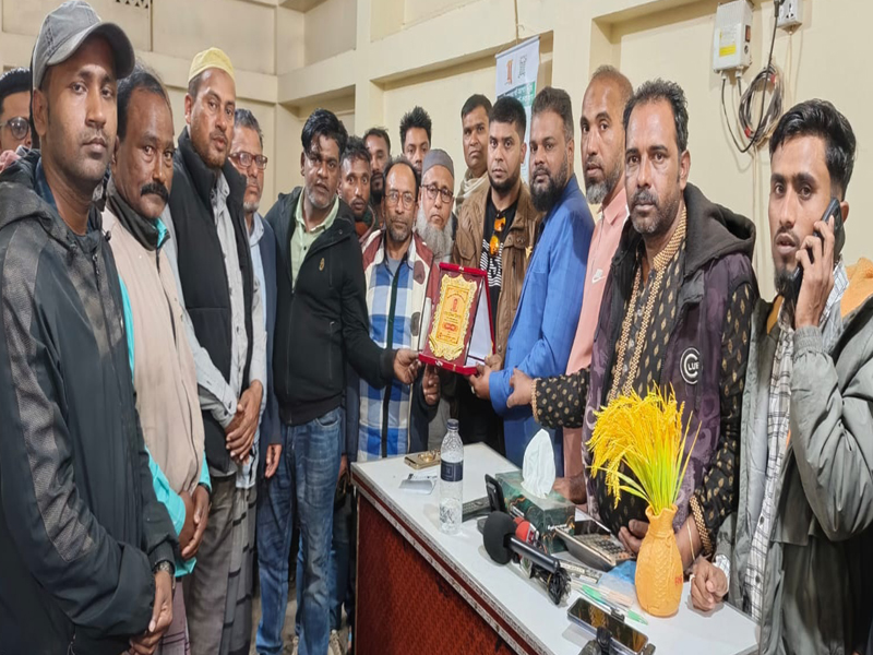 সোয়ানসি যুবদল সভাপতি মিসবাহকে বিশ্বনাথে সংবর্ধনা