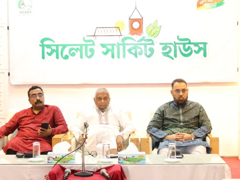 ঈদে বাজার মনিটরিং ও পর্যটন নিরাপত্তা জোরদারের নির্দেশ প্রবাসী কল্যাণ মন্ত্রীর