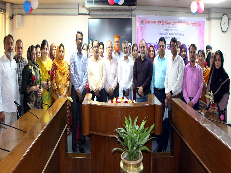 কর্মক্ষেত্রে নারীদের অধিকার ও নিরাপত্তা নিশ্চিত করতে আমরা প্রতিশ্রুতিবদ্ধ: মো. আতিকুর রহমান