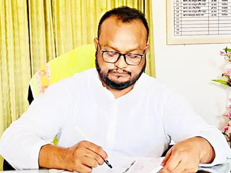 ৪ মামলা মাথায় নিয়ে ‘লাপাত্তা’ বিয়ানীবাজারের ইউপি চেয়ারম্যান শিশু: পাড়ি জমিয়েছেন কানাডায়!