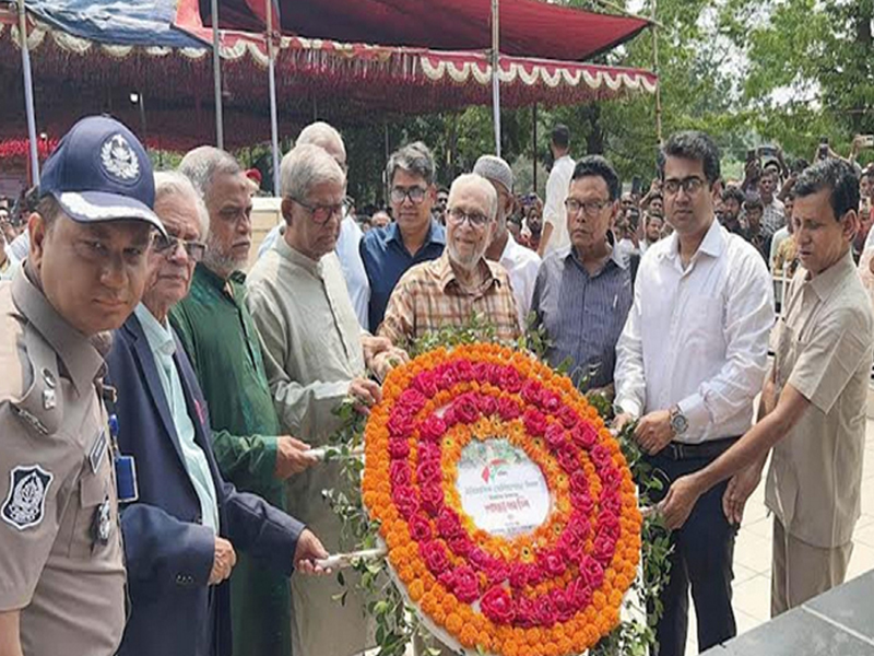 মুক্তিযুদ্ধের চেতনা ধারণ করে দেশ গড়তে হবে: মির্জা ফখরুল