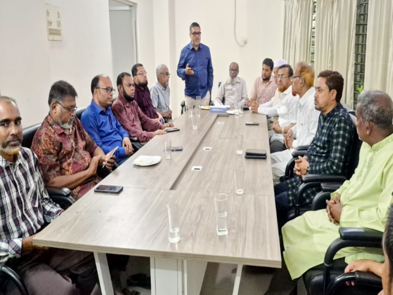 সিলেট প্রেসক্লাবে করবী বারা কাউন্সিলের সাবেক মেয়র প্রবাসী নতুন প্রজন্মকে দেশমুখী করতে সম্মিলিত প্রচেষ্টা চালাতে হবে