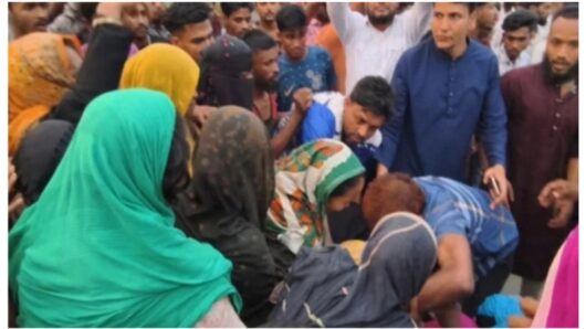 কোম্পানীগঞ্জে মন্ত্রীর গাড়ি আটকে নারীদের বিক্ষোভ উচ্ছেদের আশঙ্কায় আহাজারি প্রস্তাবনা বাতিলের আশ্বাস আরিফের
