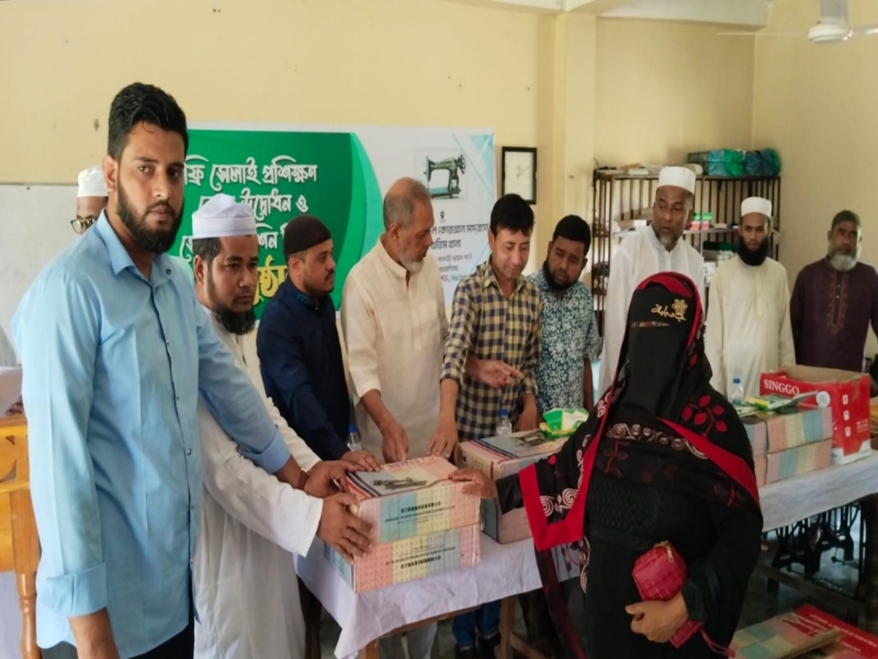 জকিগঞ্জে বিনামূল্যে সেলাই প্রশিক্ষণ কেন্দ্র উদ্বোধন ও মেশিন বিতরণ