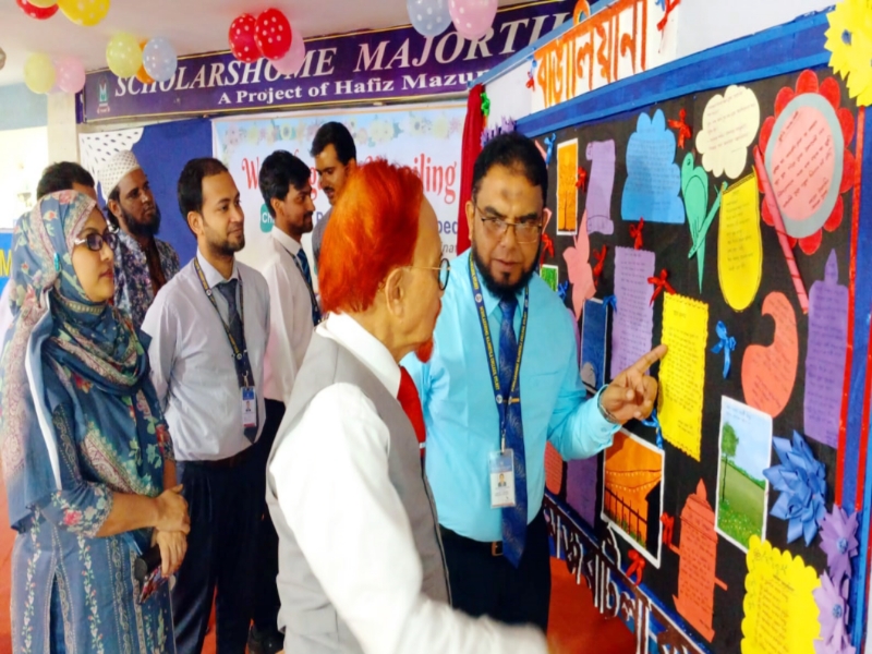 সৃজনশীলতার বিকাশে স্কলার্সহোম মেজরটিলা কলেজে দেয়ালিকা ‘বাঙালিয়ানা’ উন্মোচন