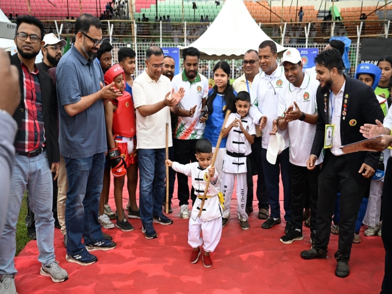সিলেট জেলা স্টেডিয়ামে প্রধানমন্ত্রীর সামনে উশু প্রদর্শন করে প্রশংসিত রিফাত