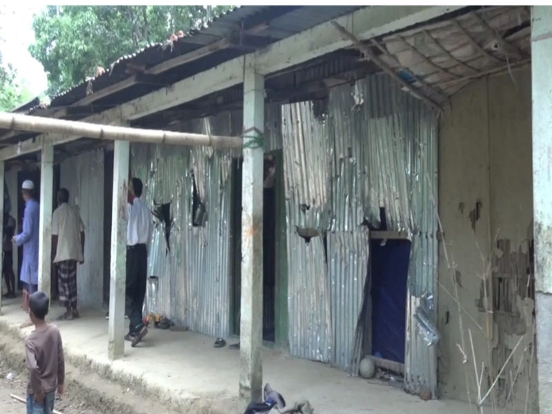 কানাইঘাটে প্রবাসীর বাড়িতে প্রভাবশালী মহলের হামলা