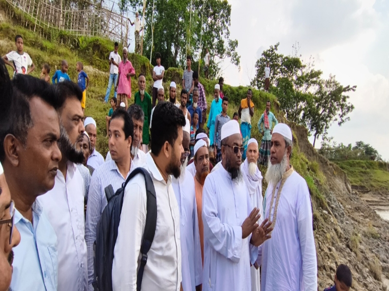 কানাইঘাটে সুরমা নদীর ভাঙন এলাকা পরিদর্শনে মুফতি আবুল হাসান এমপি