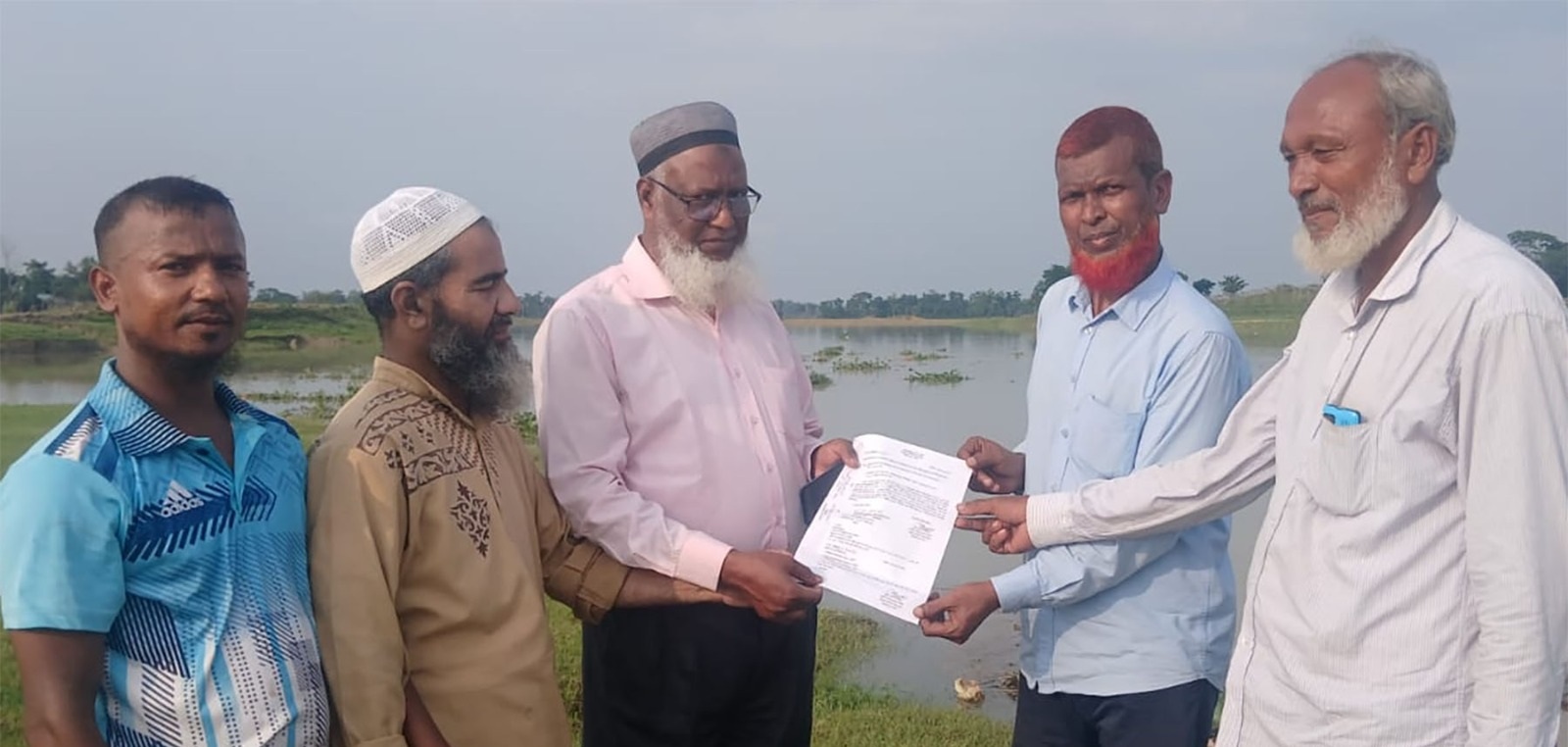 সিলেট সদর উপজেলার পুটিকাটা বিল জলমহালের ইজারা পেয়েছে চাতল মৎস্যজীবী সমবায় সমিতি লিমিটেড