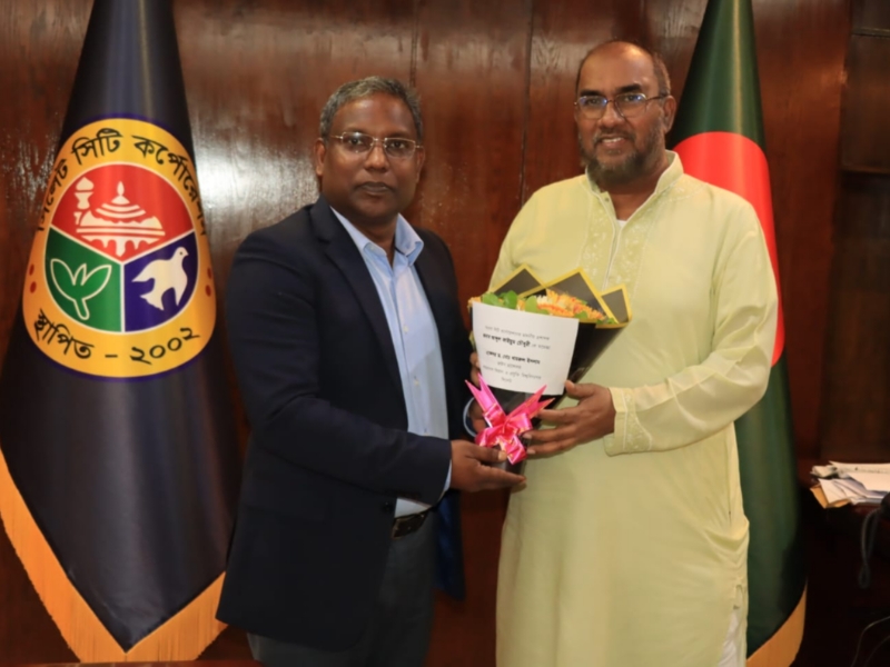 সিসিক প্রশাসকের সঙ্গে শাবিপ্রবি উপাচার্যের সৌজন্য সাক্ষাৎ