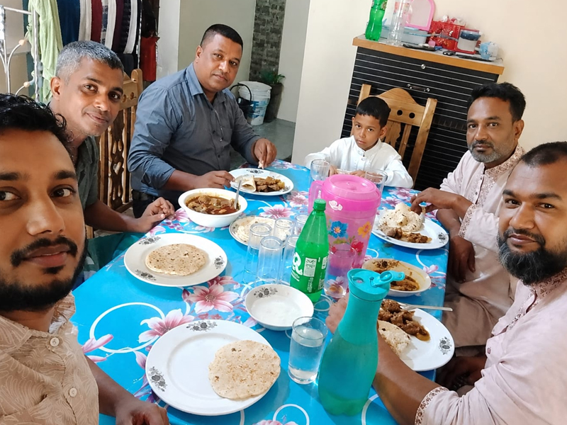 সাংবাদিক ফজলু মিয়ার বাড়িতে ওসমানীনগর উপজেলা অনলাইন প্রেসক্লাবের সাংবাদিকদের চা-চক্র