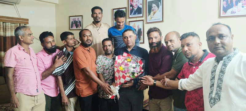 বাফুফের নবনির্বাচিত আন্তর্জাতিক উপদেষ্টা এম এ সাত্তারকে উষ্ণ অভ্যর্থনা ও ফুলেল শুভেচ্ছা