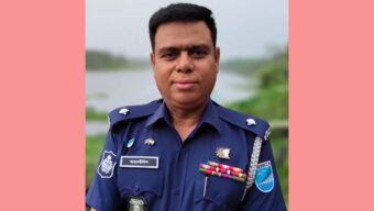 ট্রাফিক পুলিশের টিআই অ্যাডমিনের বিরুদ্ধে: চেকপোস্টে ভয়ভীতি দেখিয়ে লাখ লাখ টাকা আদায়ের অভিযোগ