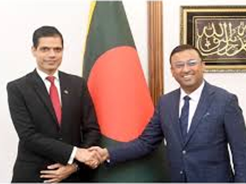 প্রধানমন্ত্রীর উপদেষ্টা হুমায়ুন কবিরের সাথে নেপালের রাষ্ট্রদূতের সৌজন্য সাক্ষাৎ