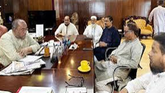 সিসিক প্রশাসকের সাথে জেলা ও মহানগর জামায়াতের মতবিনিময় ২৫ জুলাই আলিয়া মাঠে ১১ দলীয় ঐক্যের সমাবেশ সফলে সিসিকের সহযোগিতার কামনা