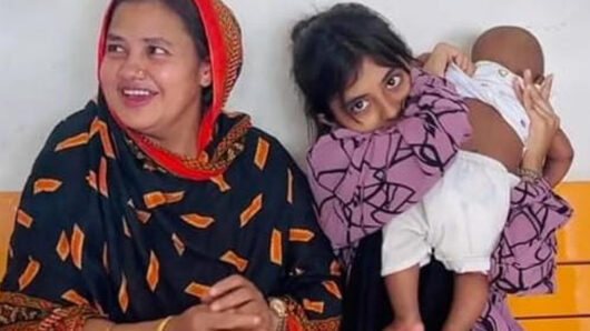 ১৩ বছরের মায়ের কোলে ৭ মাসের সন্তান  শিশুসন্তান ফিরে পেতে আদালতের দ্বারস্থ কিশোরী