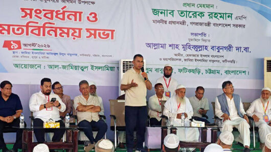 হেফাজতের শীর্ষ নেতাদের সঙ্গে বৈঠক দেশ গঠনে আলেম-ওলামাদের নিয়ে কাজ করতে চান প্রধানমন্ত্রী
