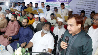 আখালিয়া নবাবী মসজিদ এলাকার ব্যবসায়ী সমিতির অভিষেক ও শপথ গ্রহণ সম্পন্ন