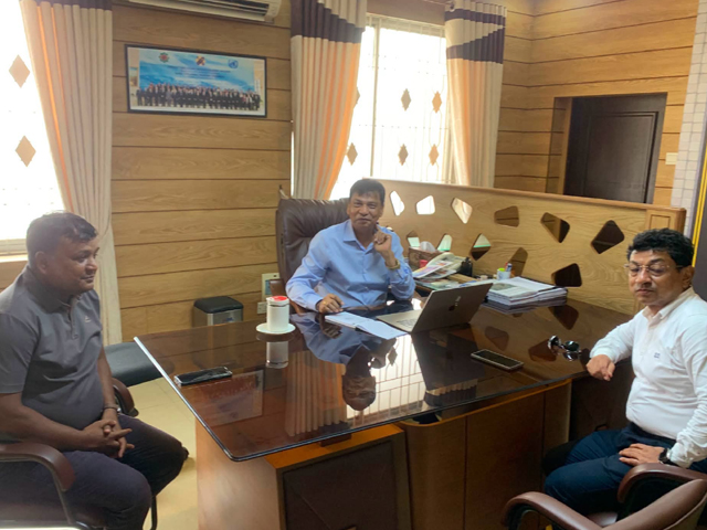 ঢাকা-সিলেট মহাসড়কের দক্ষিণ সুরমা অংশ দ্রুত সংস্কারের আশ্বাস সওজের