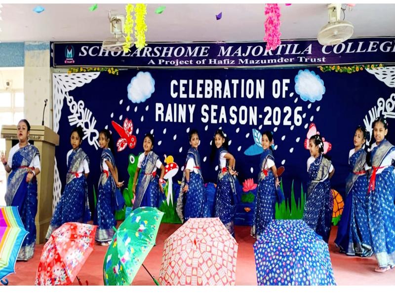 স্কলার্সহোম মেজরটিলা কলেজে ক্ষুদে শিক্ষার্থীদের বর্ণিল বর্ষাবরণ অনুষ্ঠিত