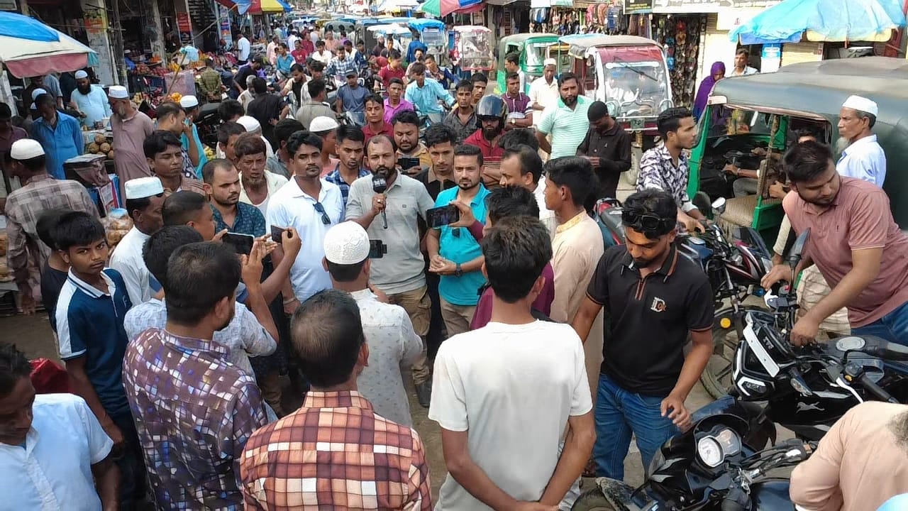 নিষিদ্ধ ঘোষিত ছাত্রলীগের নৈরাজ্যের প্রতিবাদে কানাইঘাটে ছাত্রদলের শোডাউন