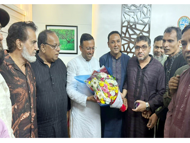 পররাষ্ট্রমন্ত্রী হুমায়ুন কবিরের সাথে সিলেট ব্যবসায়ী নেতৃবৃন্দের সৌজন্য সাক্ষাৎ