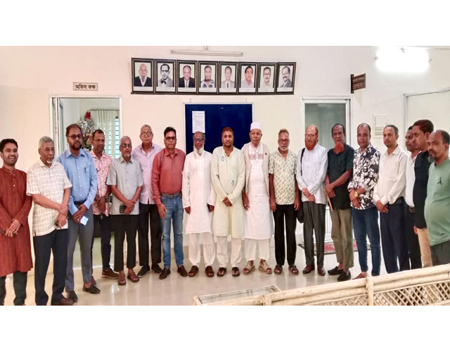 মতবিনিময় সভায় ইব্রাহীম চৌধুরী খোকন সিলেট প্রেসক্লাবের ঐতিহ্যের ধারাবাহিকতা বজায় রাখতে হবে