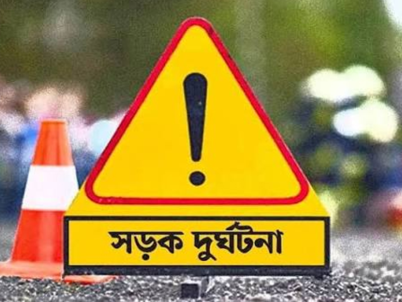 বাস-অটোরিকশা সংঘর্ষ শ্রীমঙ্গলে সড়কে ঝরল তিন প্রাণ