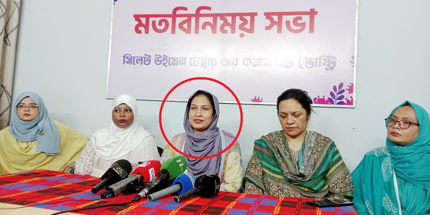 অভিযোগের পাহাড় নিয়ে লুবানা শম্পার বাণিজ্য মেলা