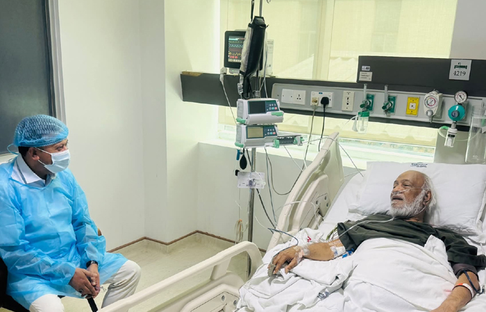 আলজেরিয়া থেকে ফিরেই মঈন খানকে দেখতে গেলেন হুমায়ুন কবির
