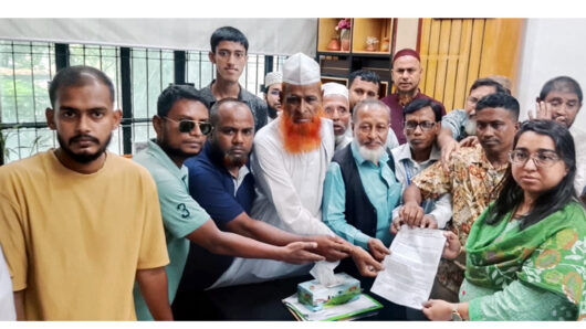 ১৩ দফা বাস্তবায়নে ‘একতাবদ্ধ সিলেটবাসী’র স্মারকলিপি প্রদান