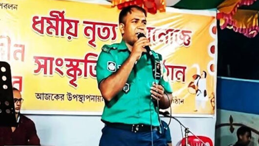 পূজাম-পে পোশাক পরে গান গেয়ে পুলিশের এএসআই সাময়িক বরখাস্ত