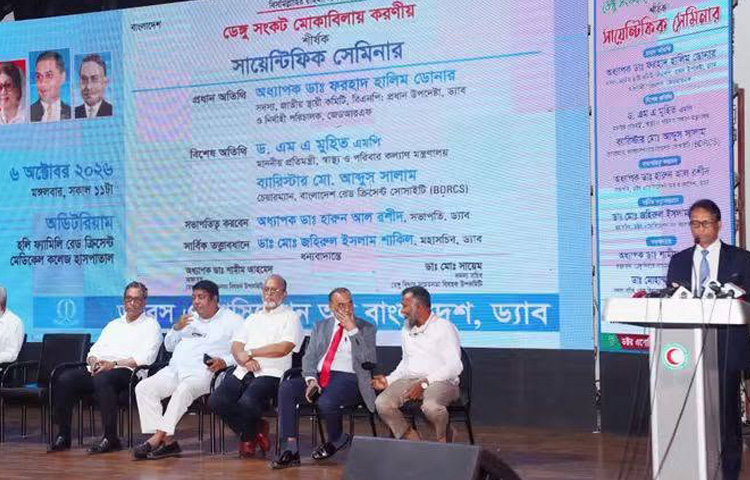 ডেঙ্গু মোকাবিলায় সর্বোচ্চ গুরুত্ব দিয়ে কাজ করছে রেড ক্রিসেন্ট: ব্যারিস্টার সালাম