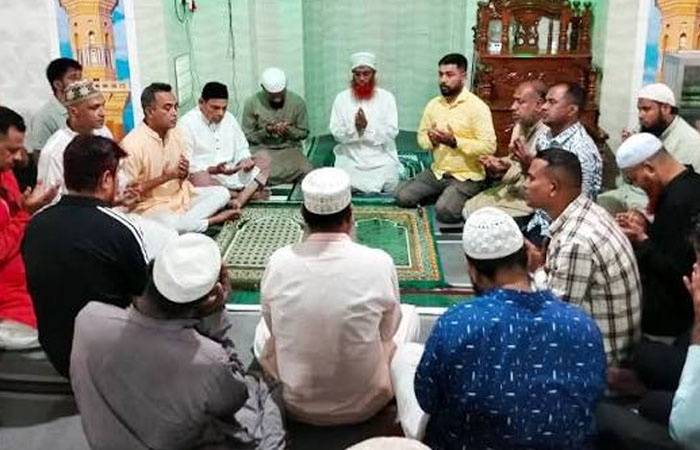 সিলেট মহানগর যুবদলের সাবেক নেতা নাজির আহমদের সুস্থতা কামনায় দোয়া মাহফিল অনুষ্ঠিত