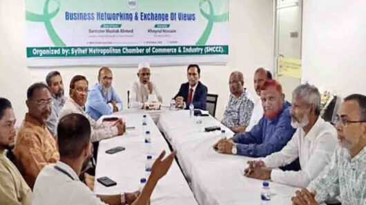 এসএমসিসিআই নেতৃবৃন্দের সঙ্গে টাওয়ার হ্যামলেটসের স্পিকার ব্যারিস্টার মুশতাকের মতবিনিময়